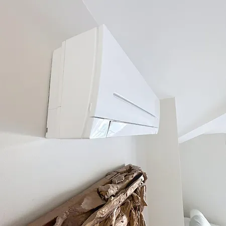 Апартаменты Calm & Cozy Cocoon Place Massena Downtown Ницца