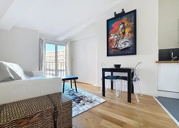 Calm & Cozy Cocoon Place Massena Downtown * Ницца