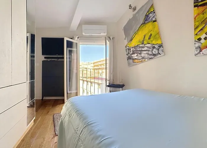 Calm & Cozy Cocoon Place Massena Downtown Апартаменты