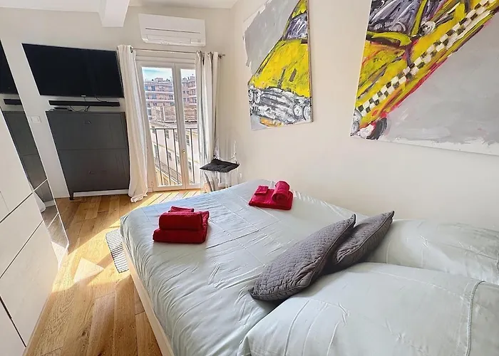 Calm & Cozy Cocoon Place Massena Downtown